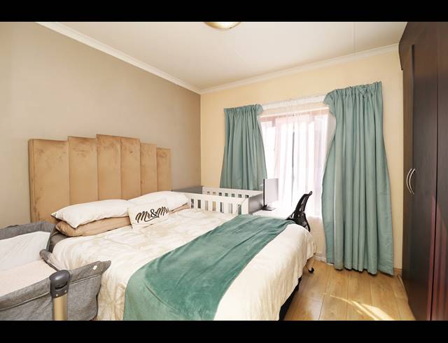 2 BEDROOM APARTMENT FOR SALE IN RANDPARK RIDGE